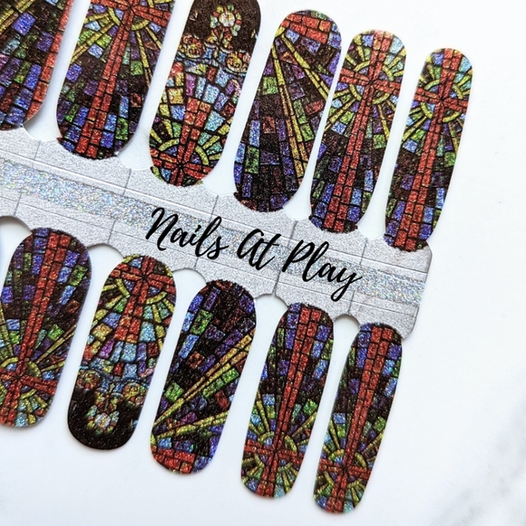 5 for $15 Nail Wraps- Cathedral - Picture 2 of 5